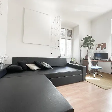 Appartement Stylish Riverside Living In The Hearth Of Downtown *